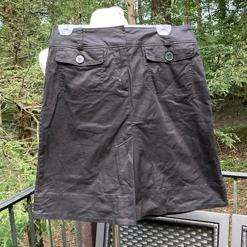 H & M black skirt sz. 8